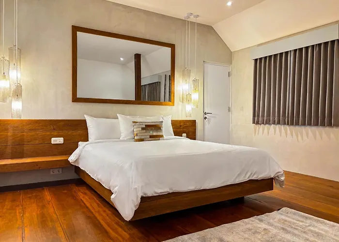 Tropical Townhouse 3 Bedrooms Villa