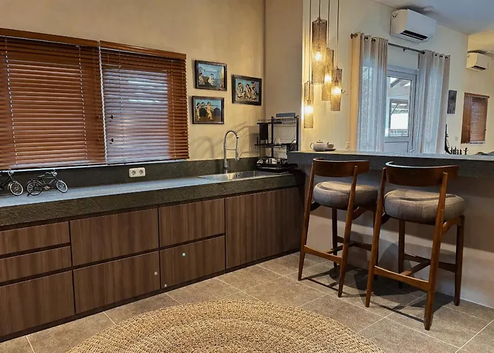 Tropical Townhouse 3 Bedrooms * Seminyak